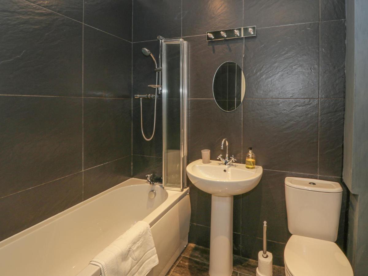Garden Apartment Эр Экстерьер фото